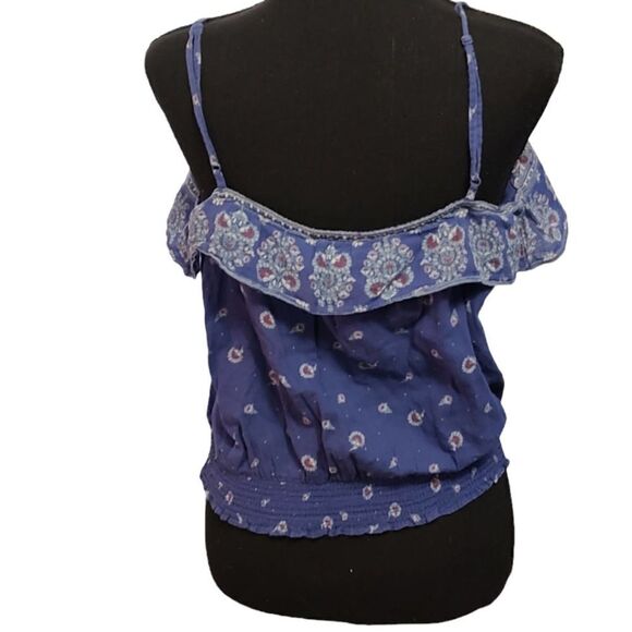 American Eagle Blue Red Paisley Ruffle Crop Tank Small - Picture 3 of 4